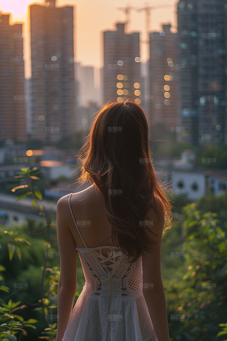 女生旅行背影徒步自然摄影图