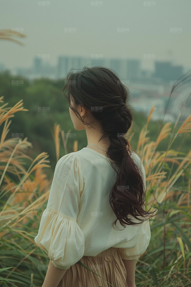 女生旅行背影户外人物摄影图