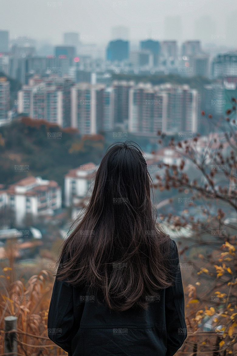 女生旅行背影唯美风光摄影图