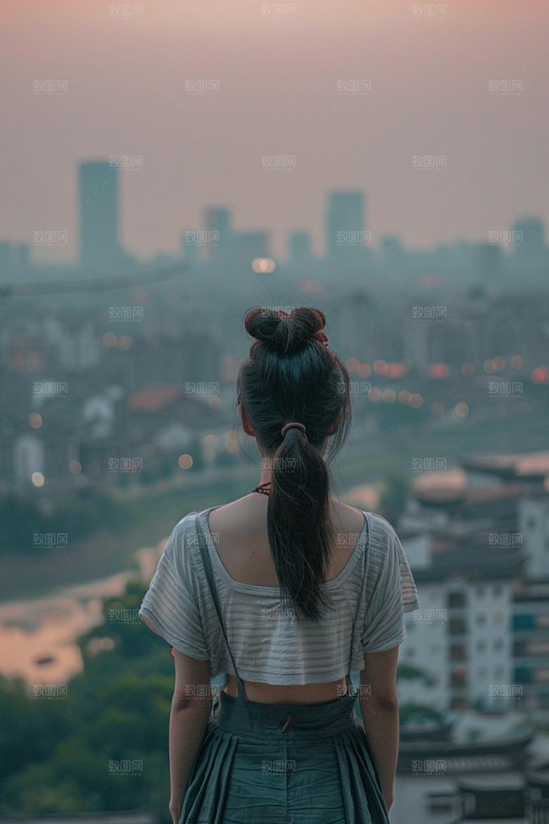 女生旅行背影自然自由行摄影图