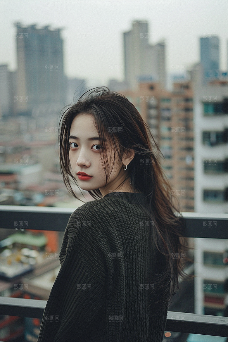 女生旅行背影辽阔自然摄影图