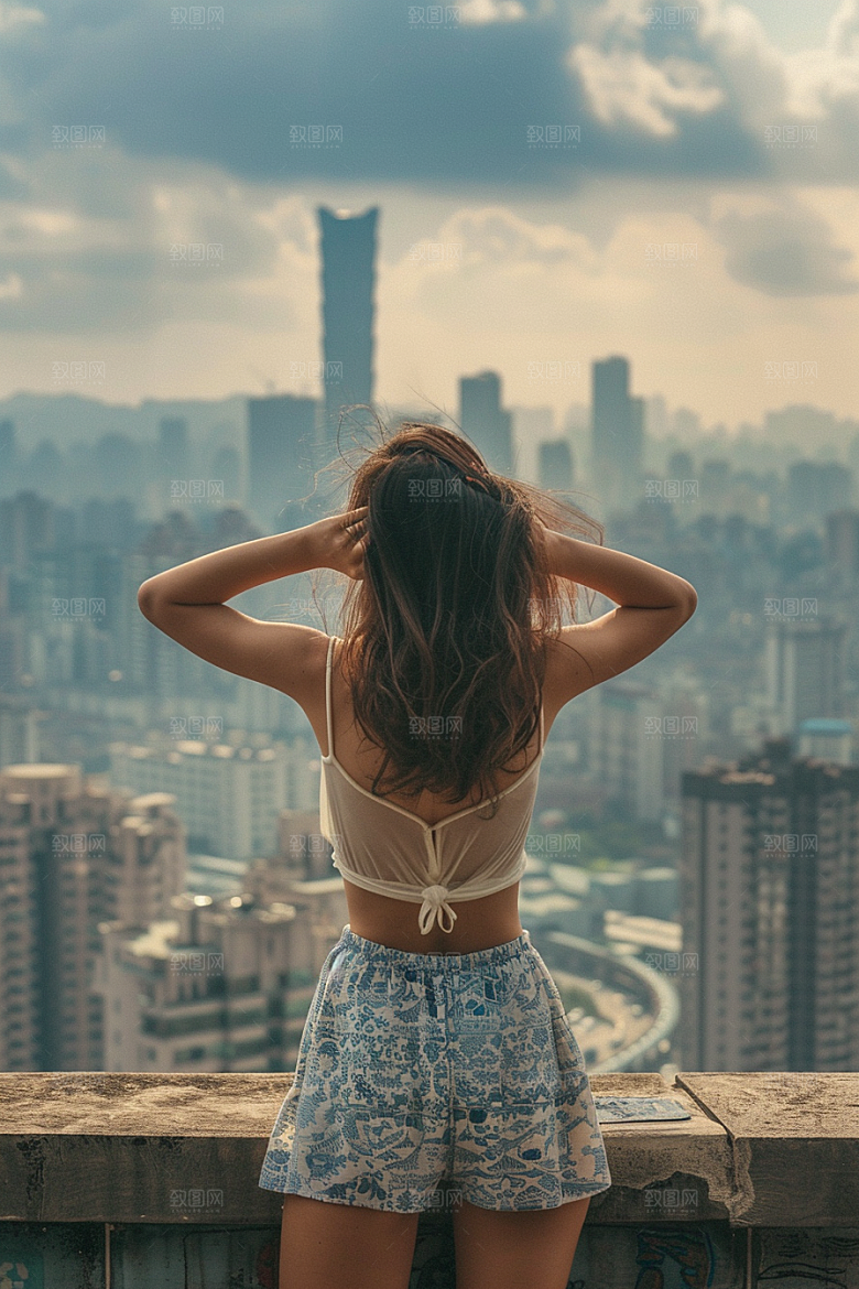 女生旅行背影自然户外摄影图