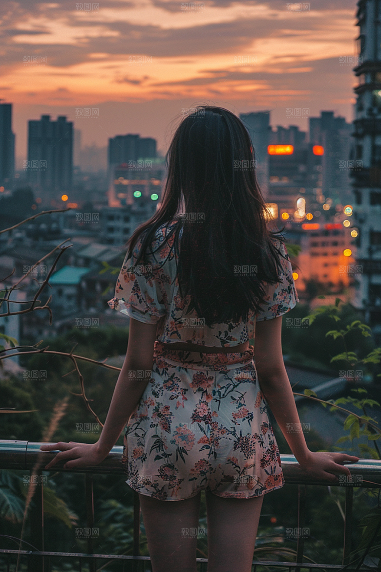 女生旅行背影辽阔自由行摄影图