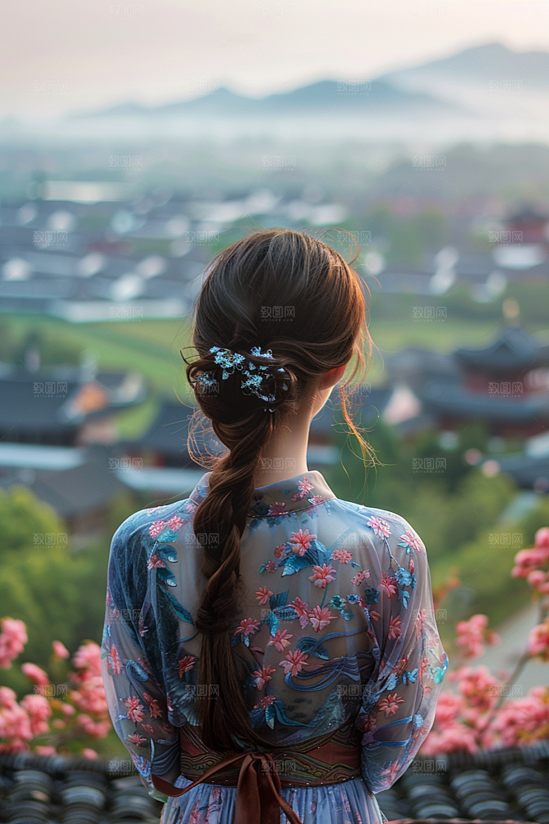 女生旅行背影辽阔自由行摄影图
