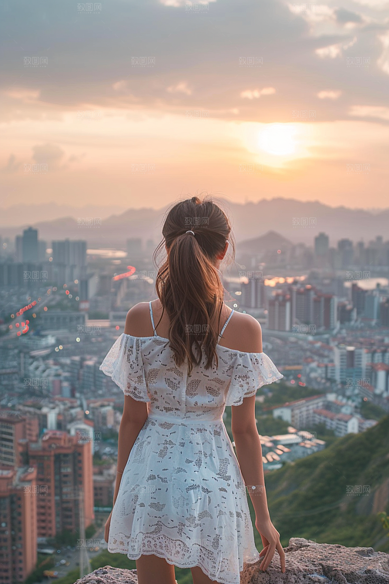 女生旅行背影自然探险摄影图