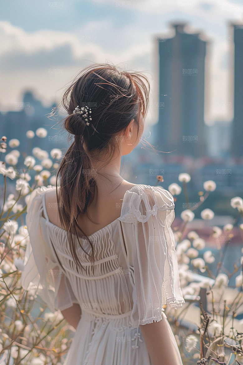 女生旅行背影自然探险摄影图