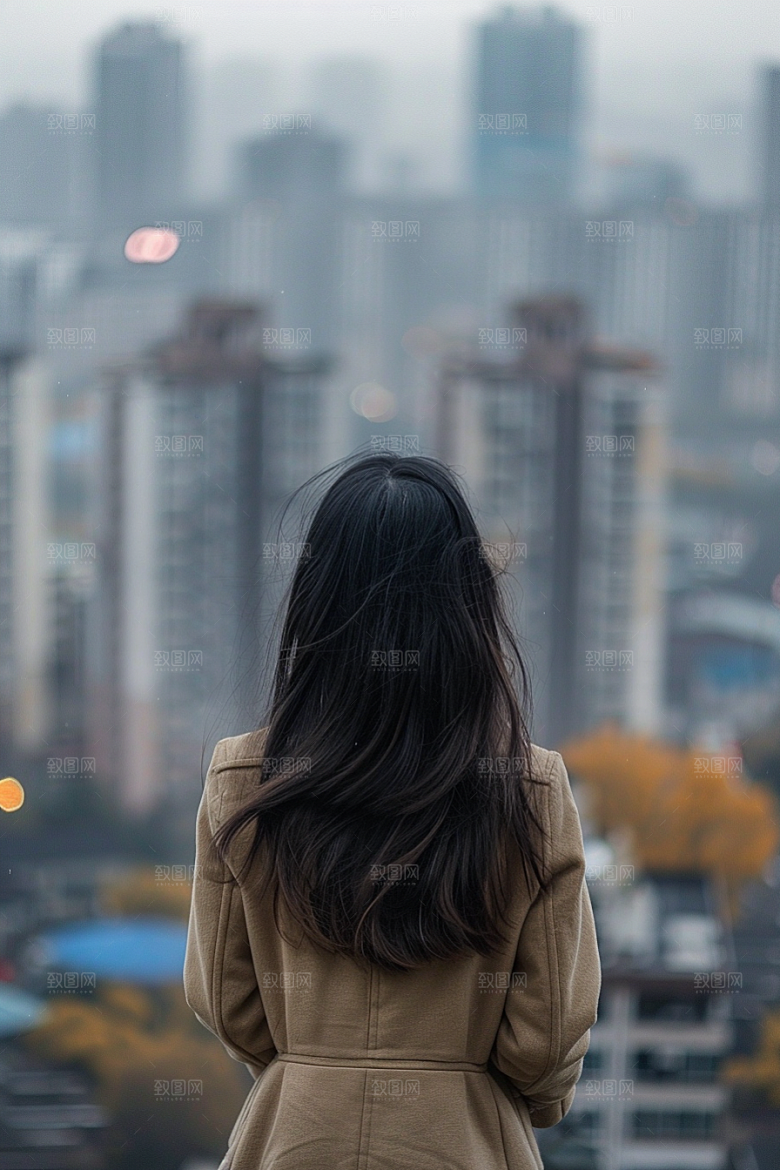 女生旅行背影人物自然摄影图