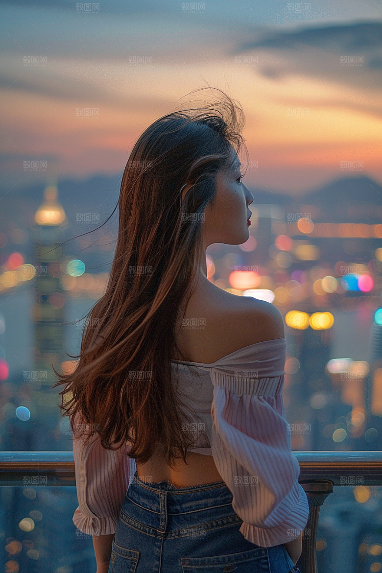 女生旅行背影探险徒步摄影图