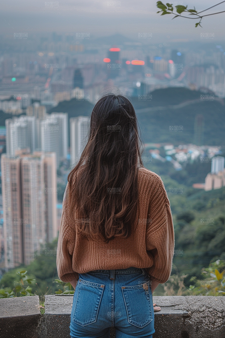 女生旅行背影自由行旅游摄影图