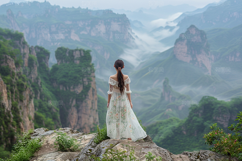 女生旅行背影高清人物摄影图