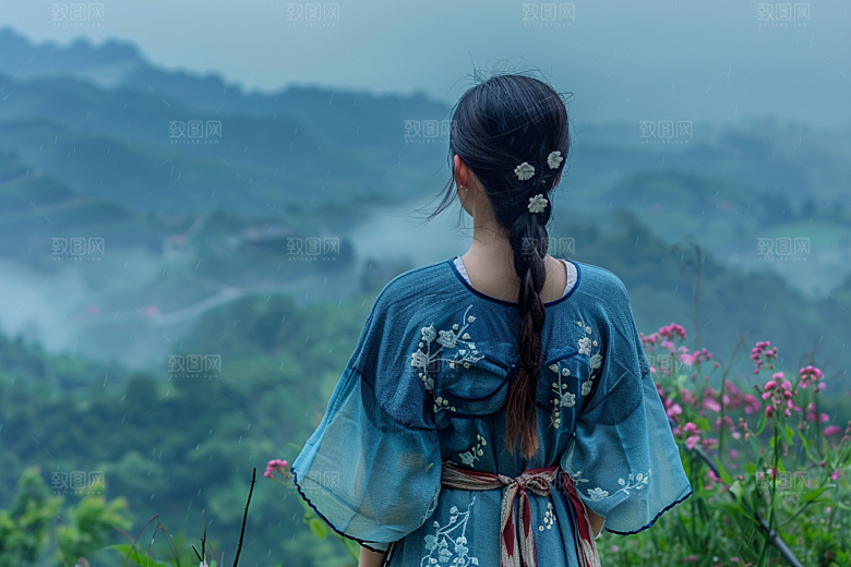 女生旅行背影户外辽阔摄影图