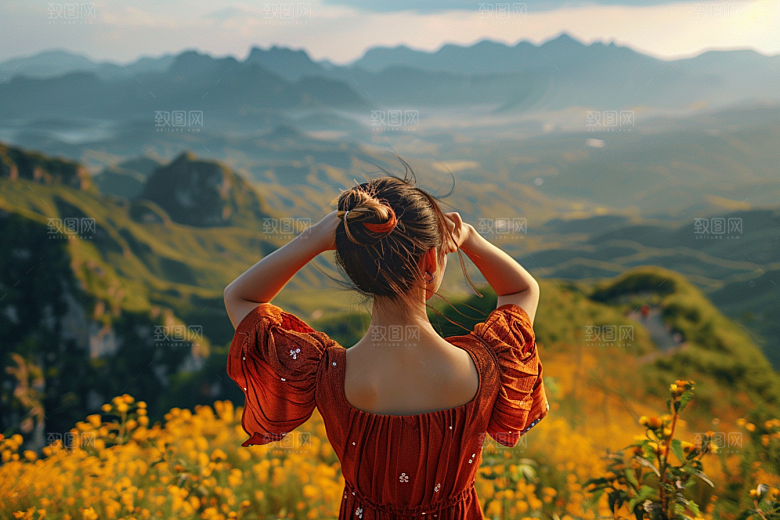 女生旅行背影唯美户外摄影图