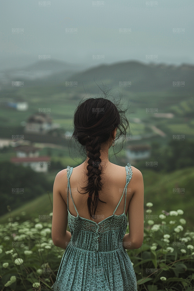 女生旅行背影自然探险摄影图