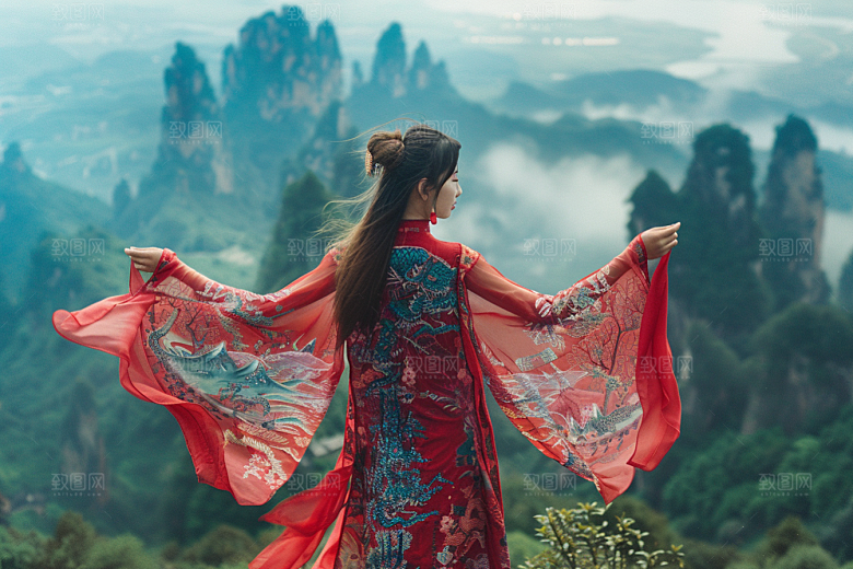 女生旅行背影唯美户外摄影图