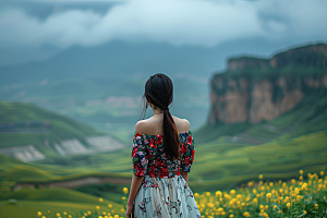 女生旅行背影户外人物摄影图