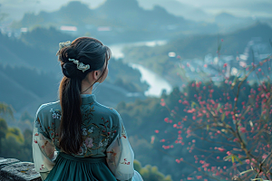 女生旅行背影探险辽阔摄影图