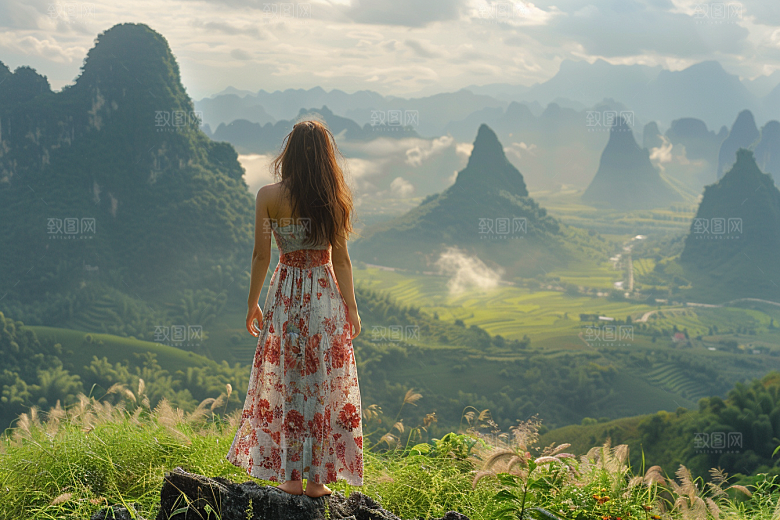 女生旅行背影唯美旅游摄影图
