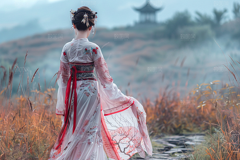 女生旅行背影辽阔探险摄影图