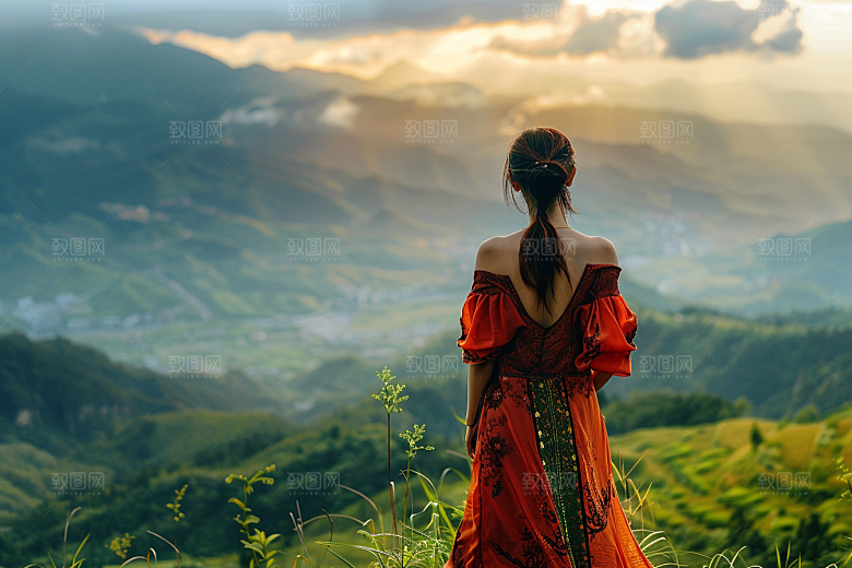 女生旅行背影自由行徒步摄影图