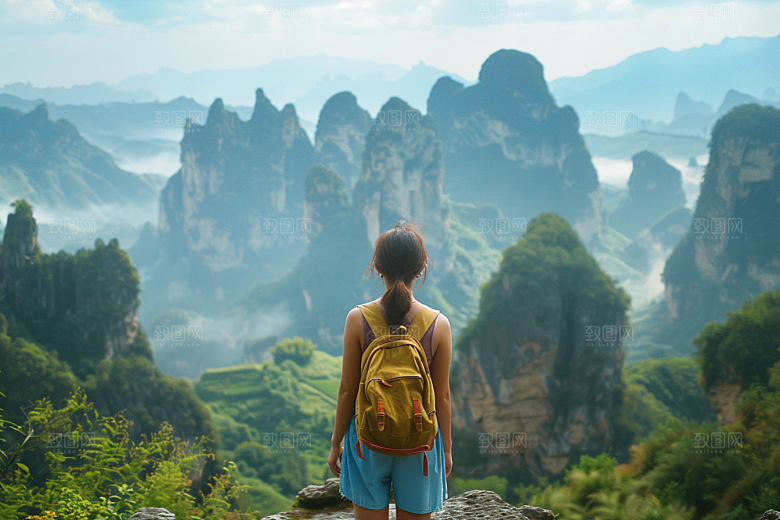 女生旅行背影自然唯美摄影图