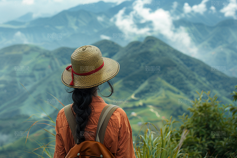 女生旅行背影探险户外摄影图