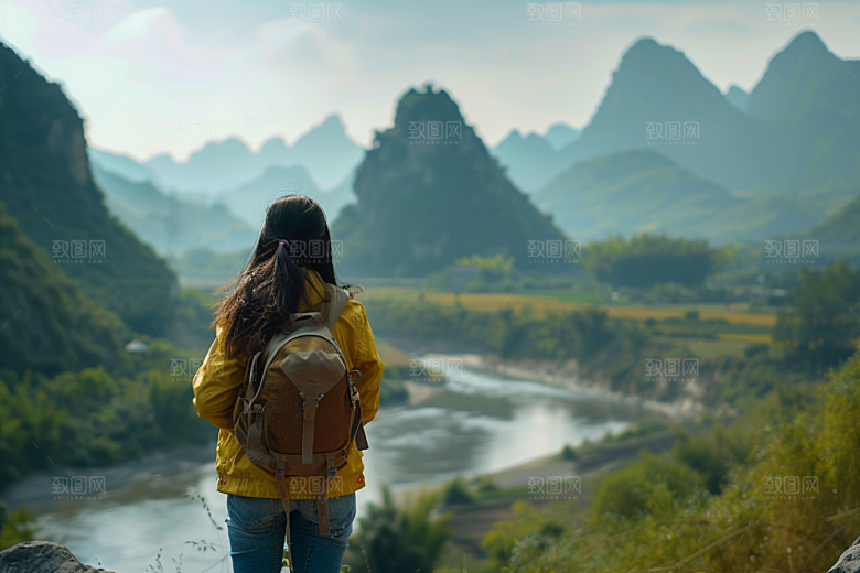 女生旅行背影高清自由行摄影图