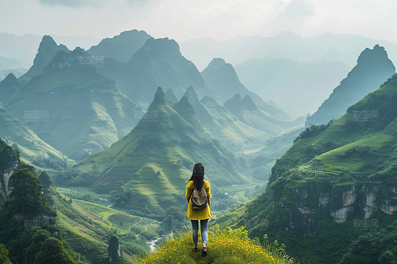 女生旅行背影风光人物摄影图
