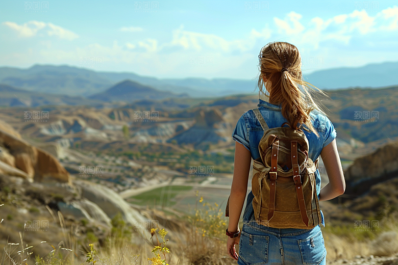 女生旅行背影自由行自然摄影图