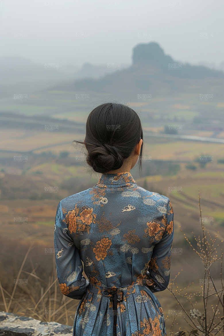 女生旅行背影旅游辽阔摄影图