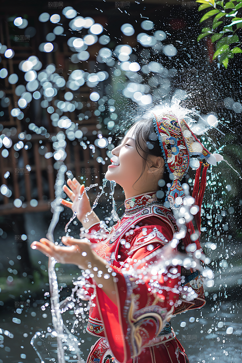 泼水节欢乐少数民族摄影图
