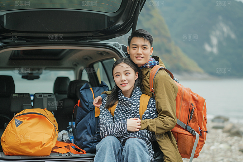 自驾游合影公路游摄影图