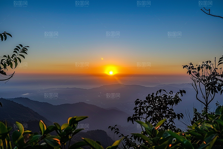 日出玫瑰色天空旅游摄影图