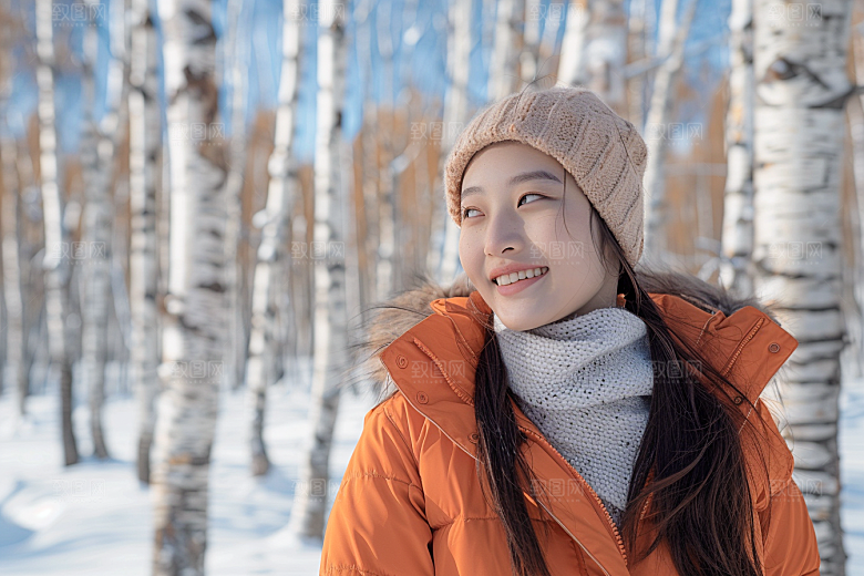 赏雪人像雪山冬季摄影图