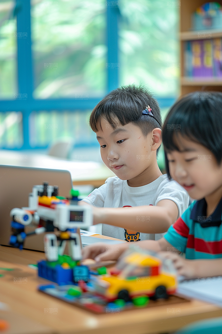 少儿乐高编程探索科学摄影图