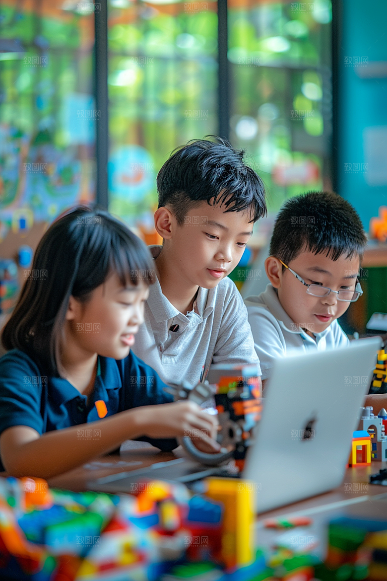 少儿乐高编程课外班科学摄影图