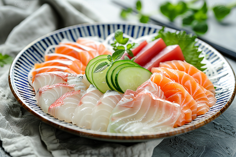 日料生鱼片食材冰箱摄影图