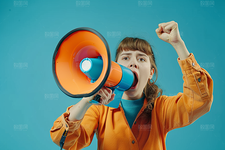手拿喇叭人像喊话大卖摄影图