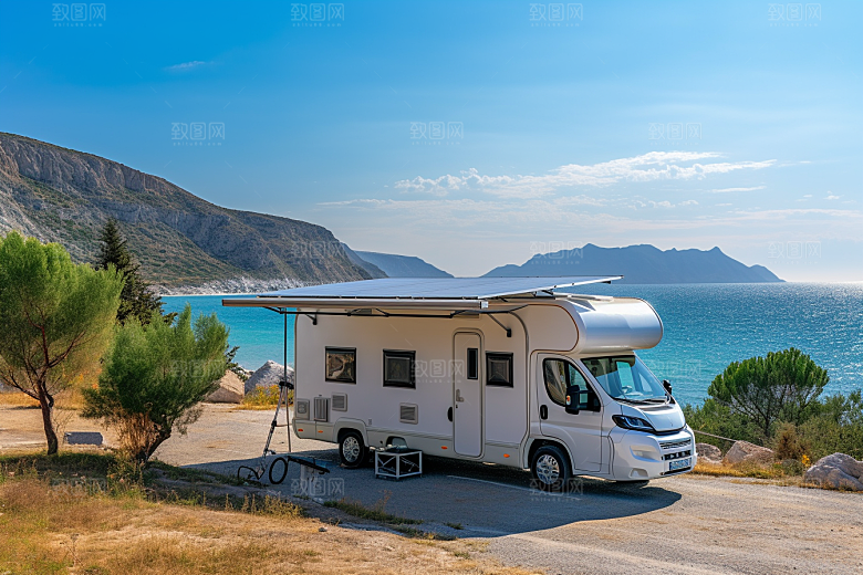 太阳能房车自然旅行摄影图