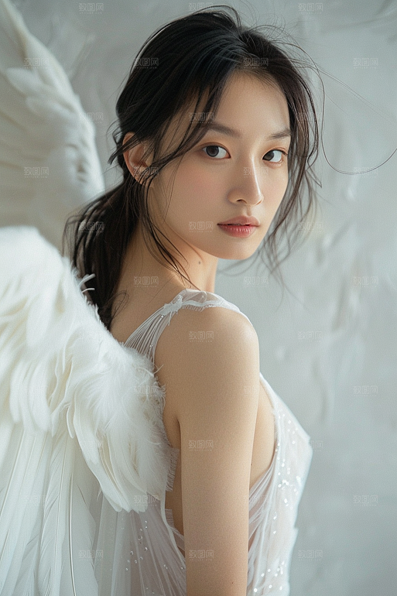 天使女神高清羽毛翅膀摄影图