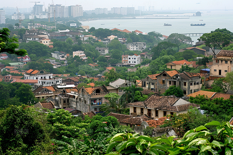 厦门旅游高清海边城市摄影图