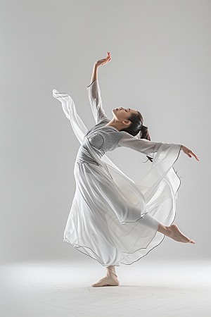 现代舞舞者舞蹈艺术摄影图