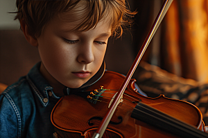 小提琴培训音乐课高清摄影图