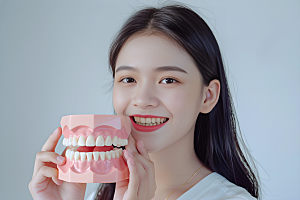 牙科广告人物高清牙科诊所摄影图