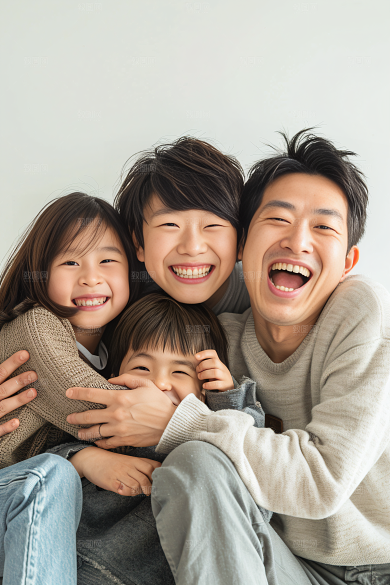 幸福一家人欢乐肖像摄影图