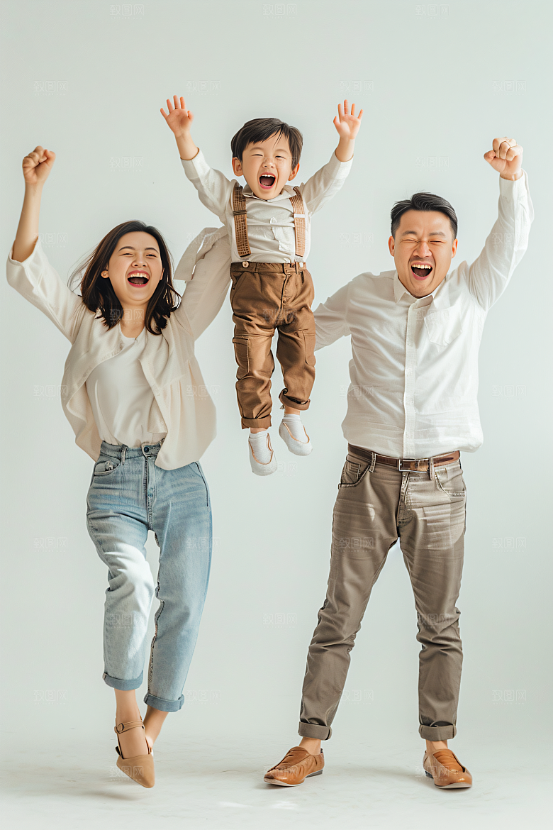 幸福一家人出行家庭摄影图