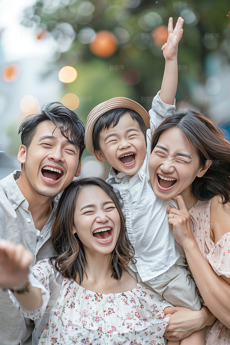 幸福一家人亲子相聚摄影图