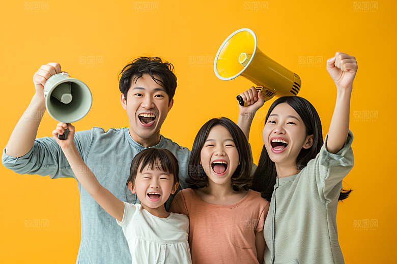幸福一家人肖像三口之家摄影图