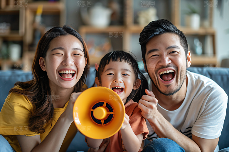 幸福一家人出游肖像摄影图
