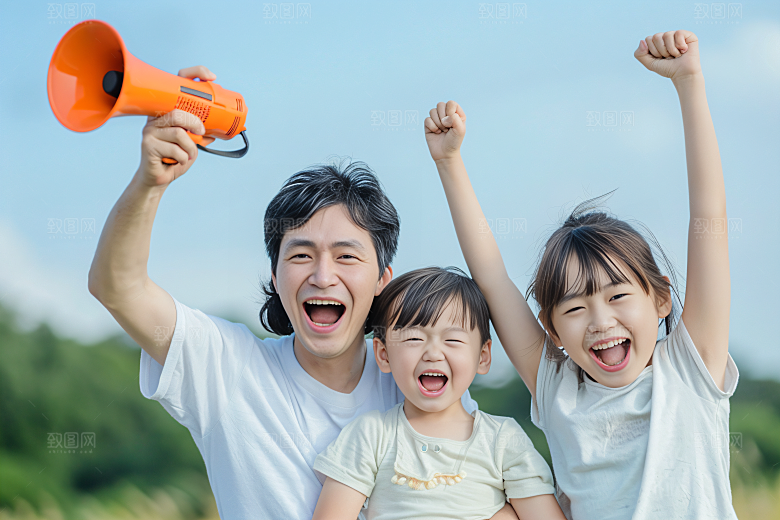 幸福一家人出行肖像摄影图