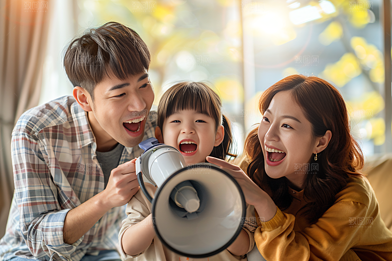 幸福一家人出游高清摄影图